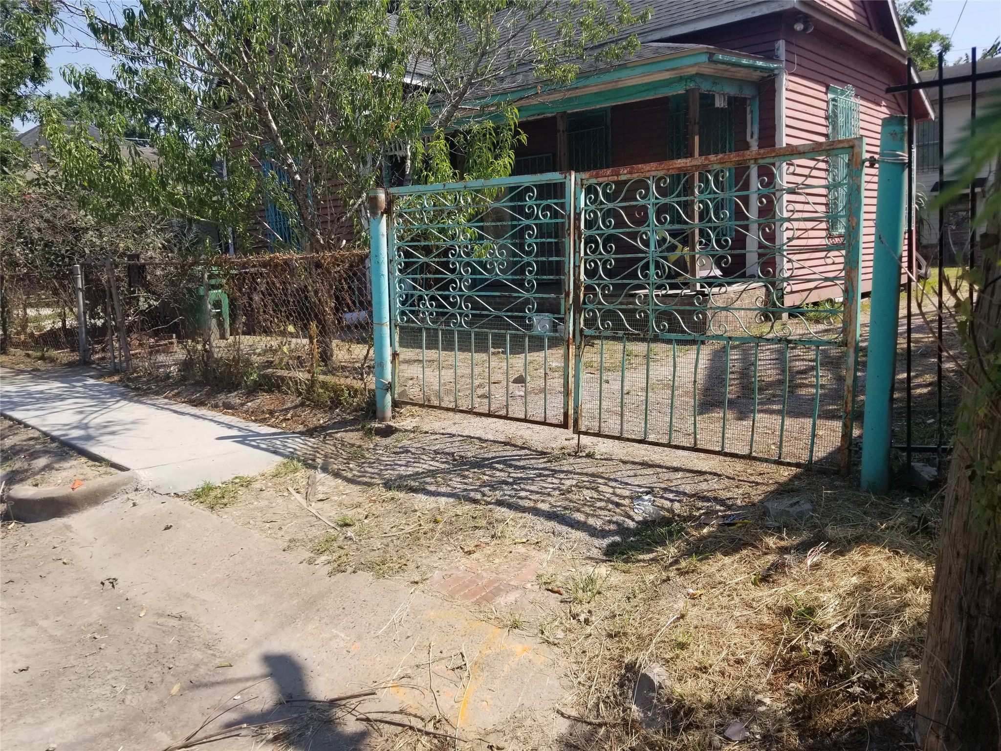 Listing photo 1