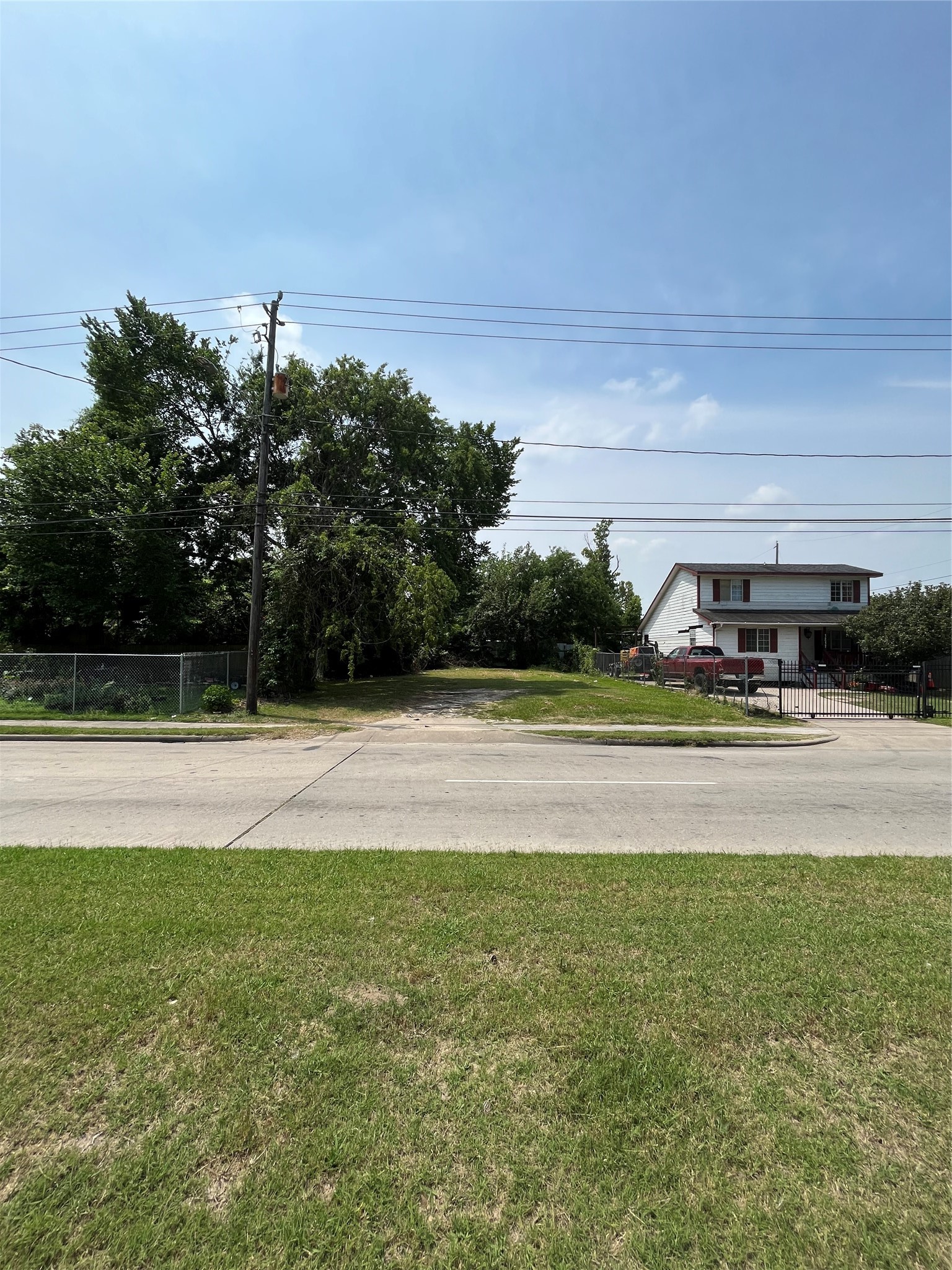Listing photo 4