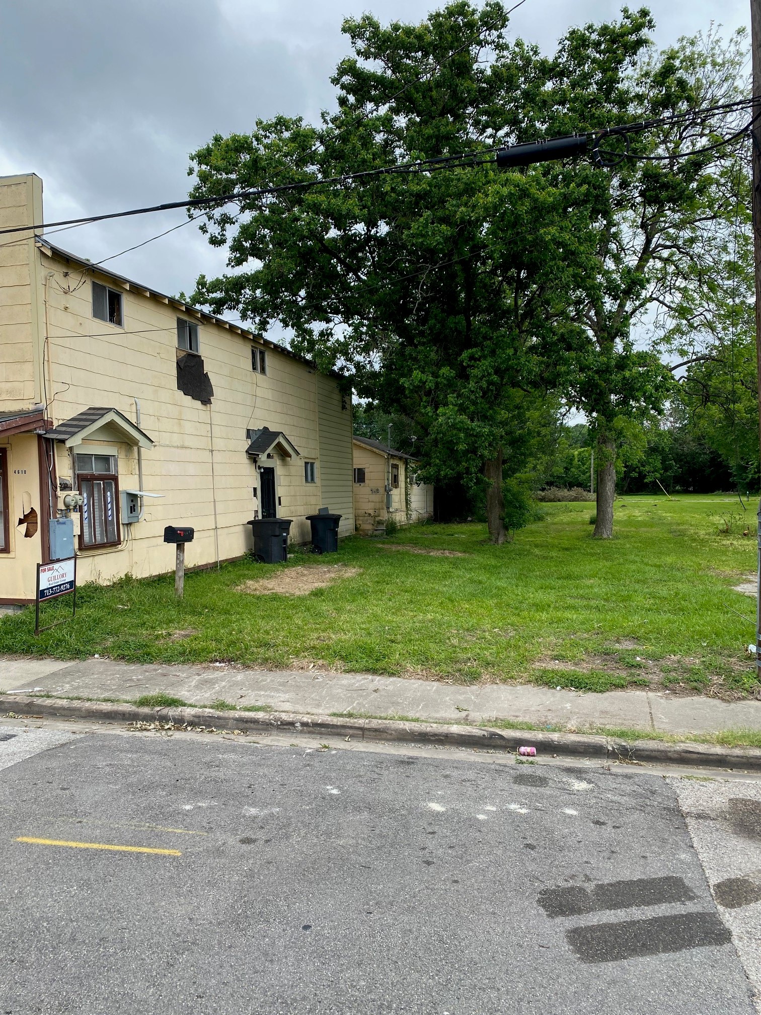 Listing photo 3