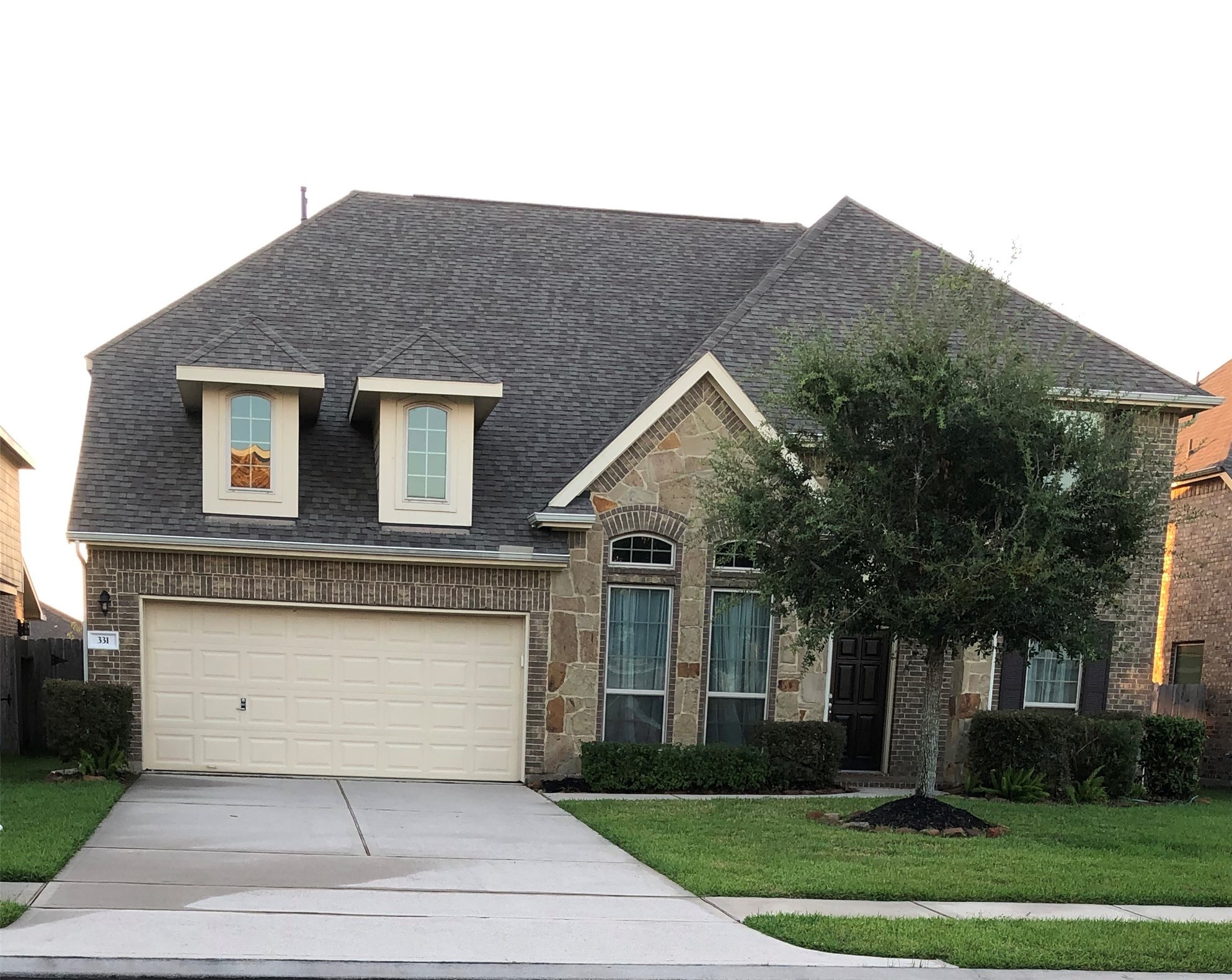 Listing photo 1