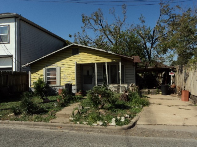 Listing photo 3