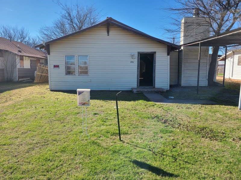Listing photo 1