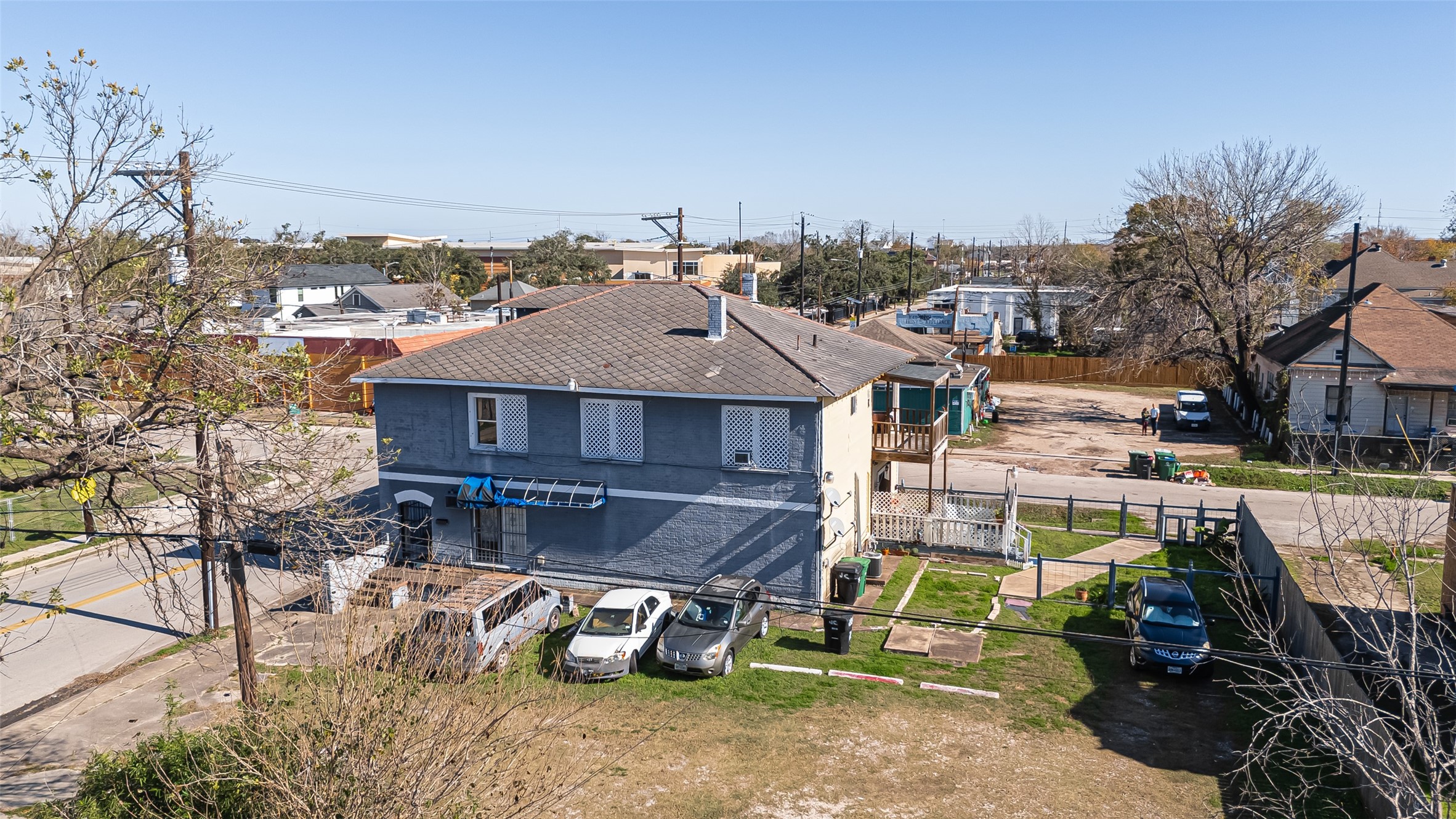 Listing photo 1