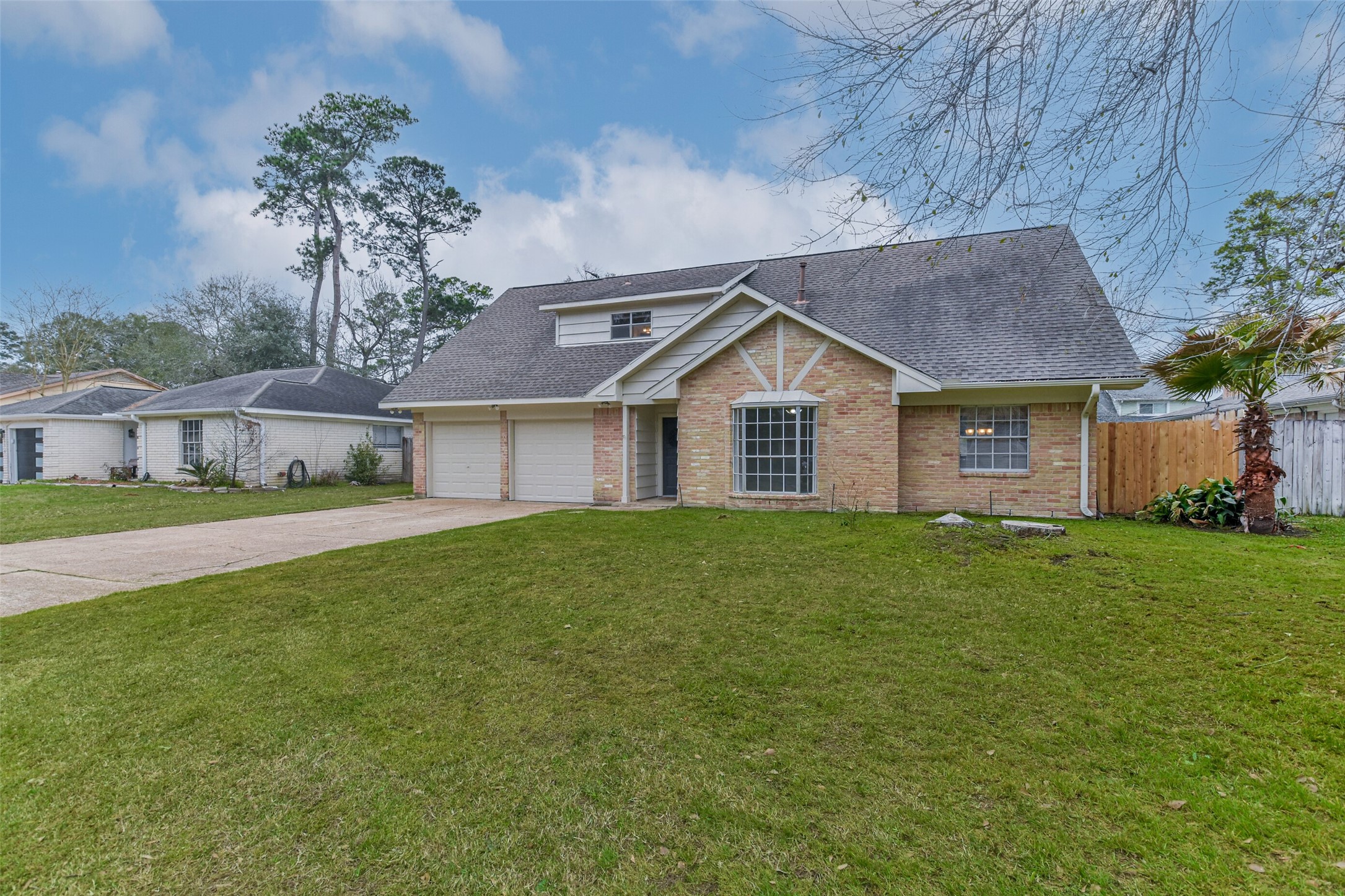 Listing photo 1