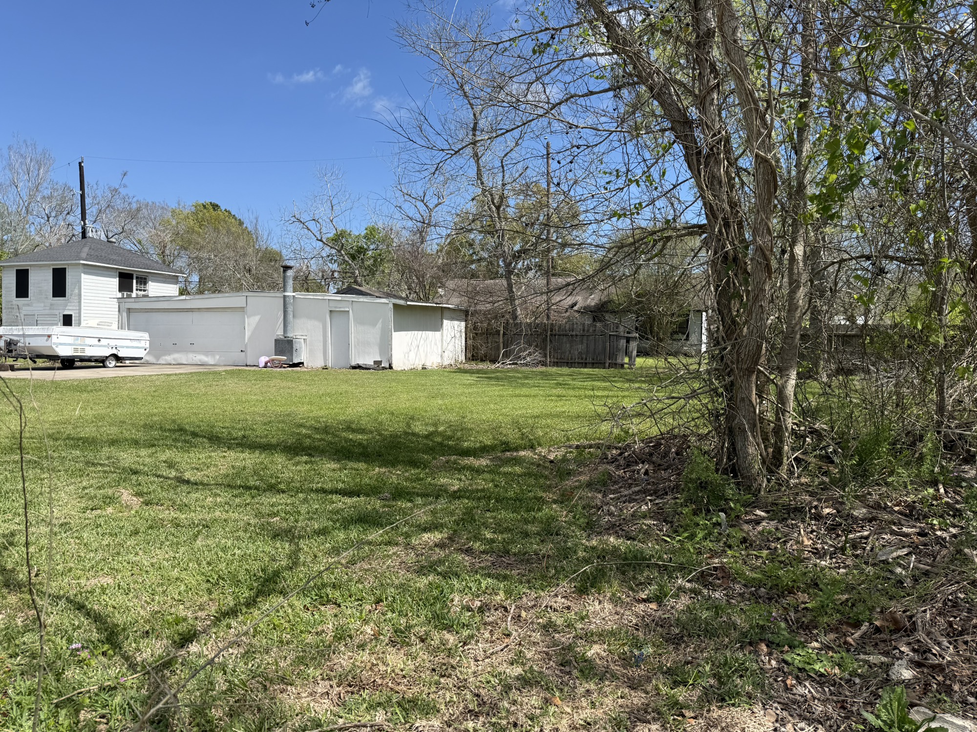 Listing photo 5