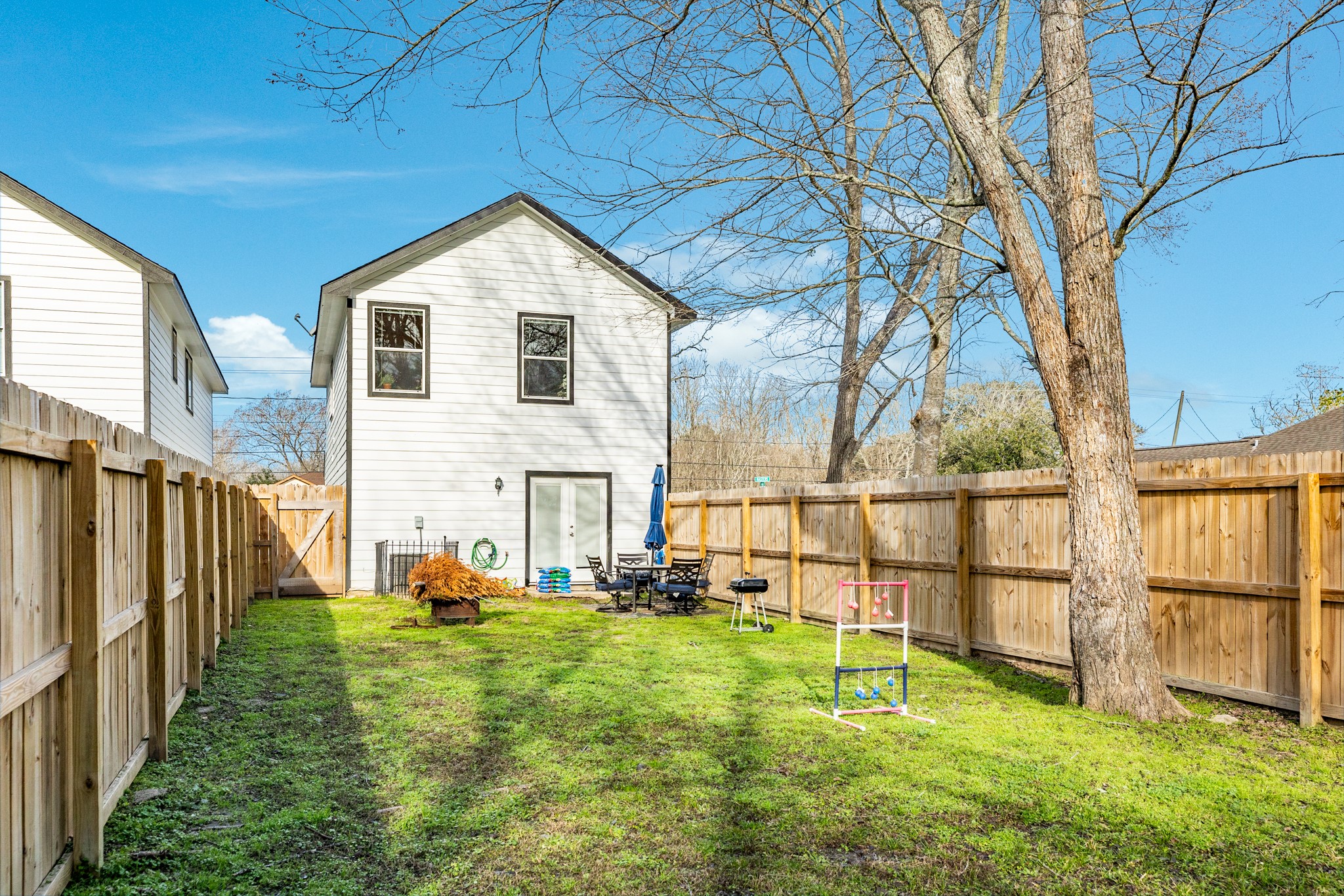 Listing photo 5