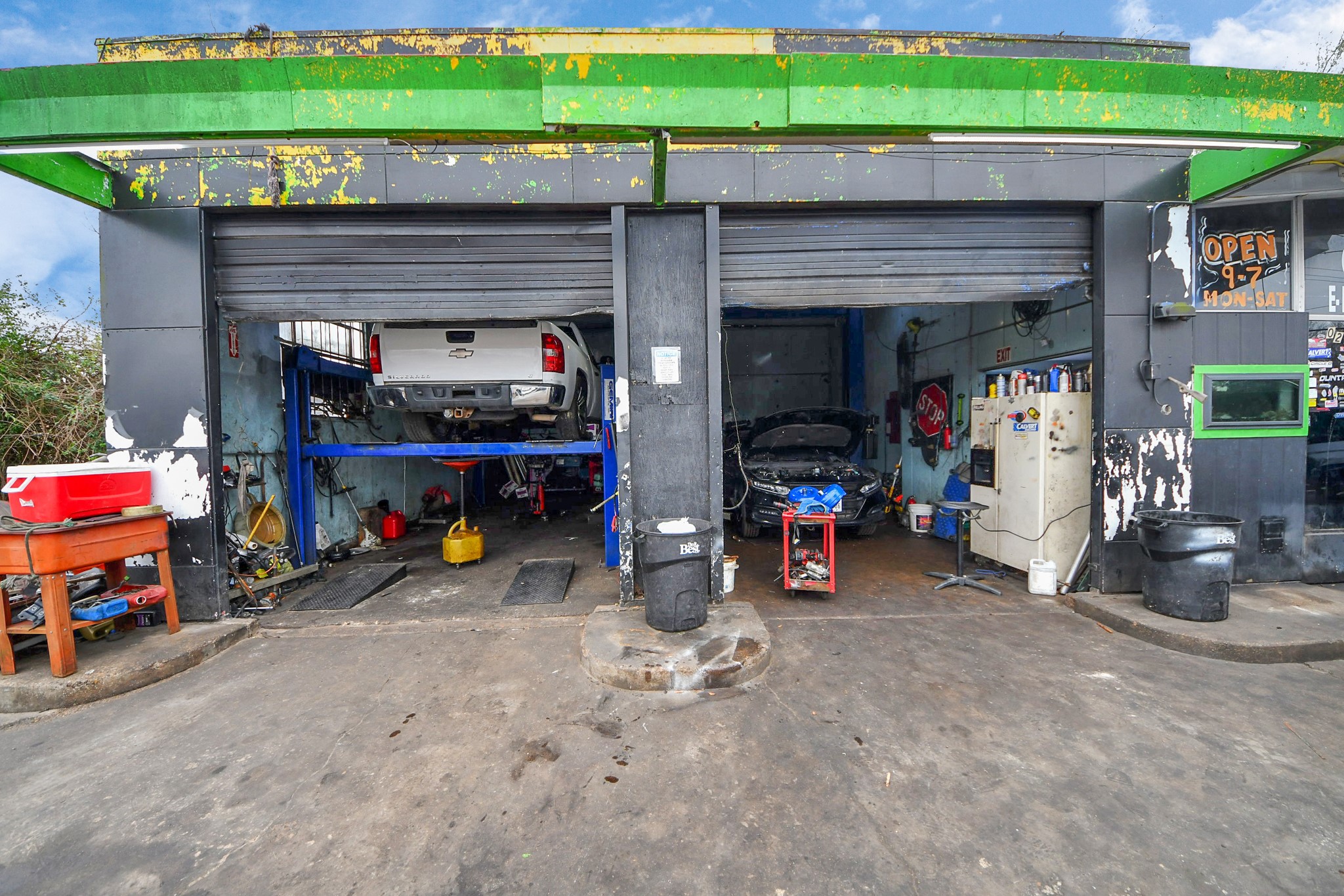 Listing photo 1