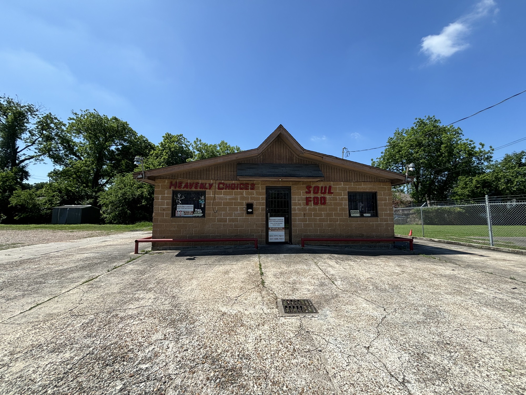 Listing photo 1