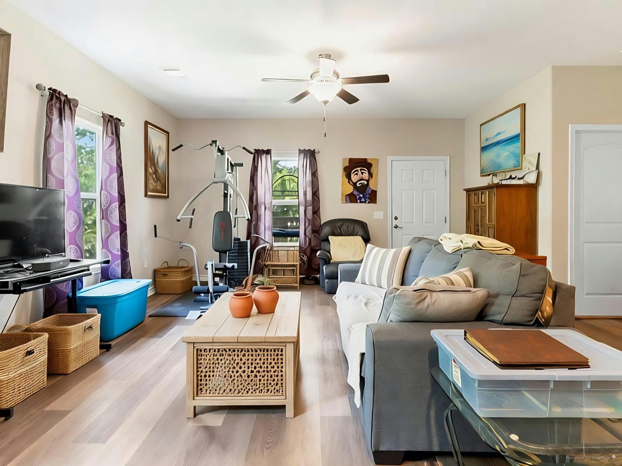 Listing photo 2