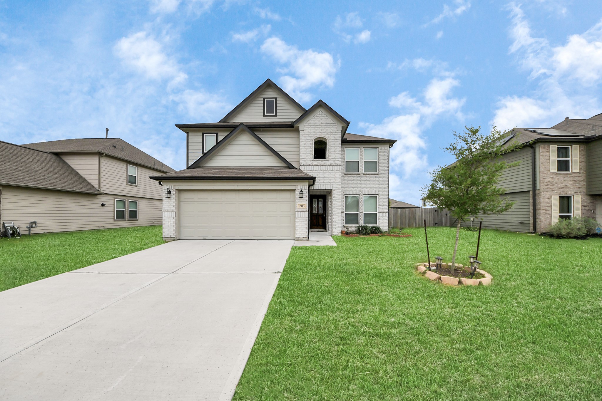 Listing photo 1