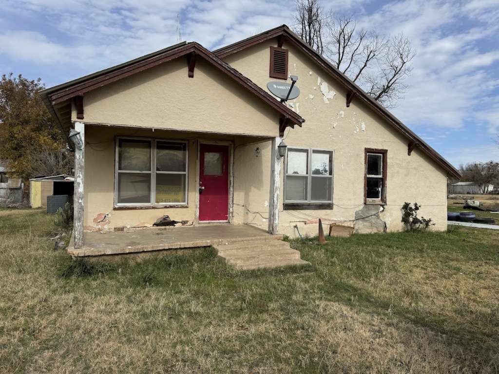 Listing photo 1