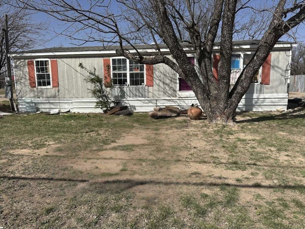 Listing photo 1