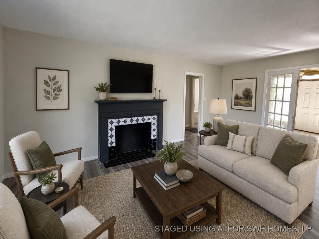 Listing photo 1