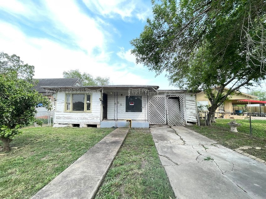 Listing photo 1
