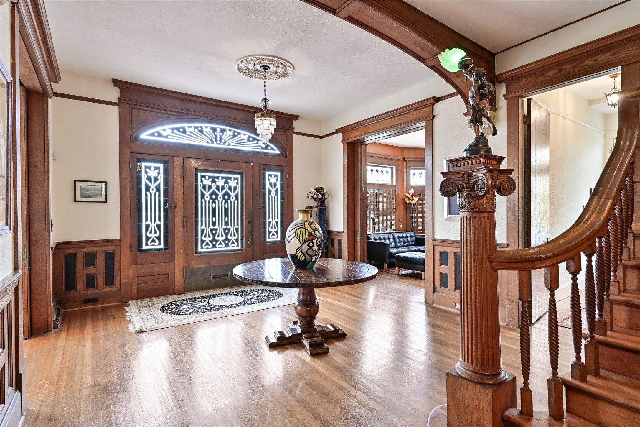 Listing photo 1