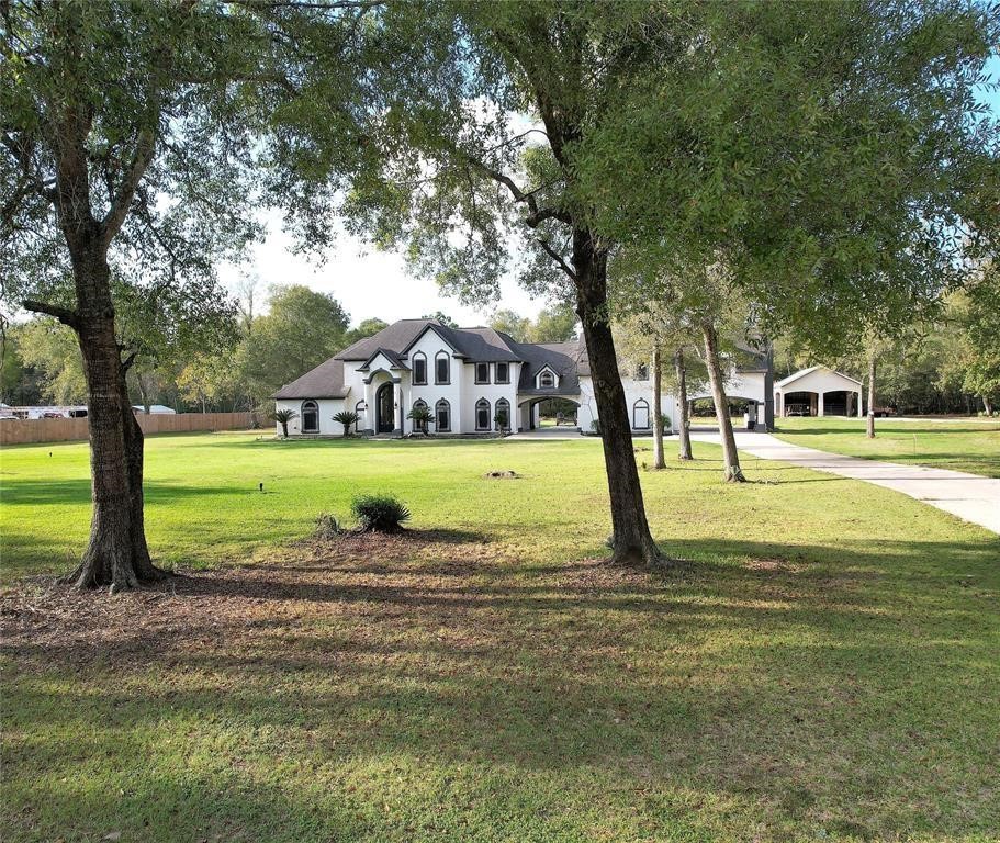 Listing photo 2