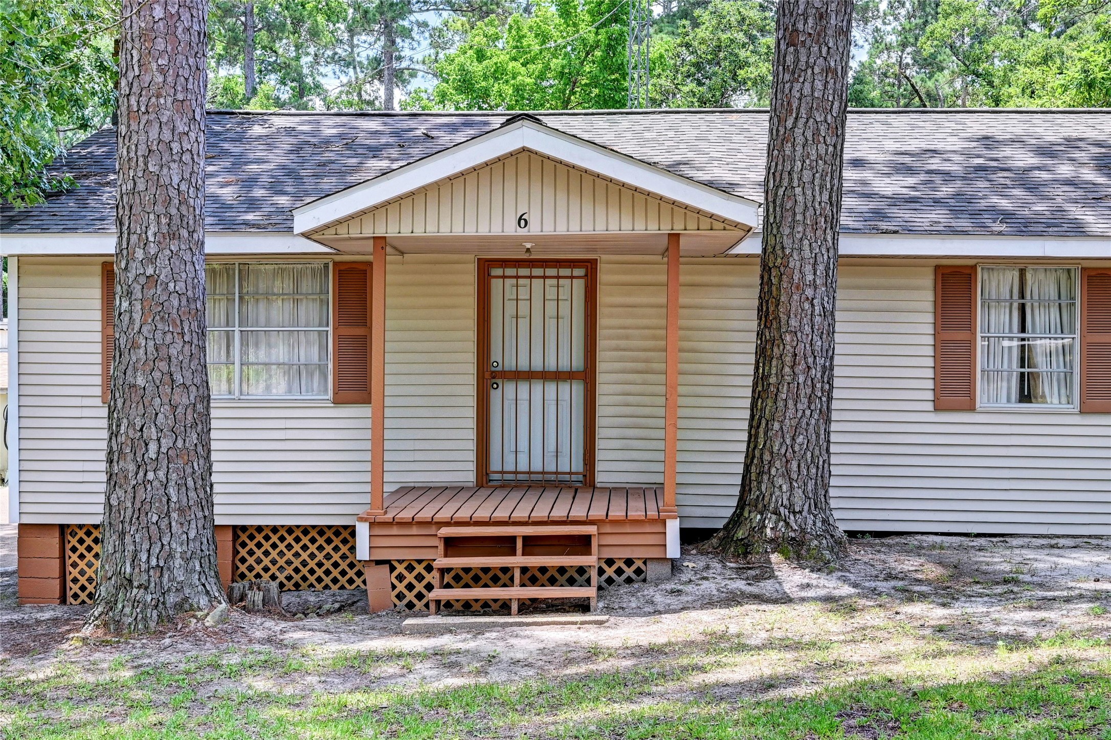 Listing photo 3