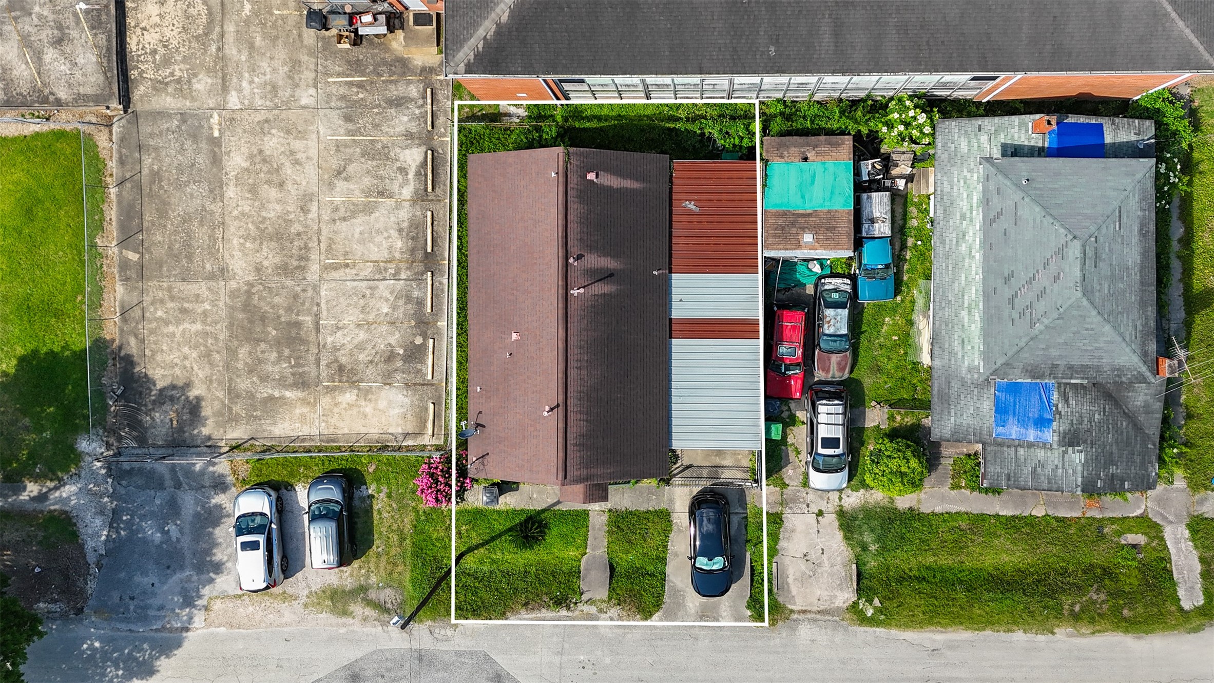 Listing photo 3