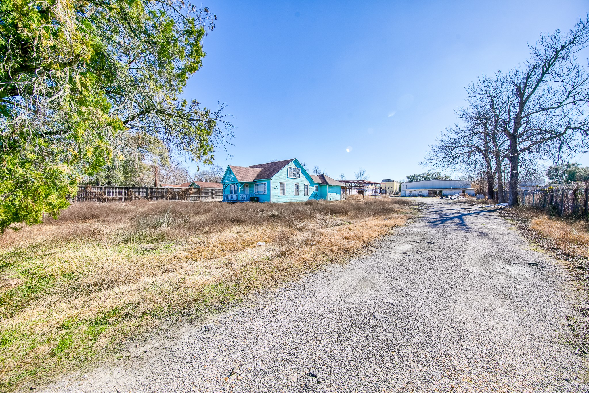 Listing photo 1