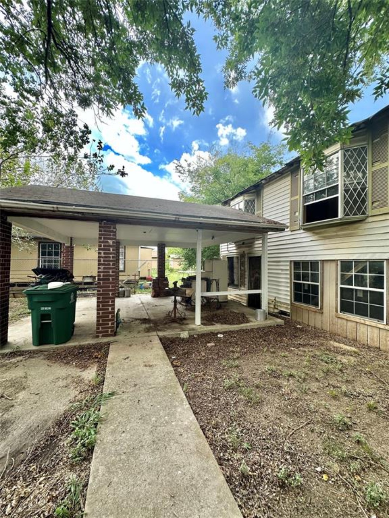 Listing photo 4