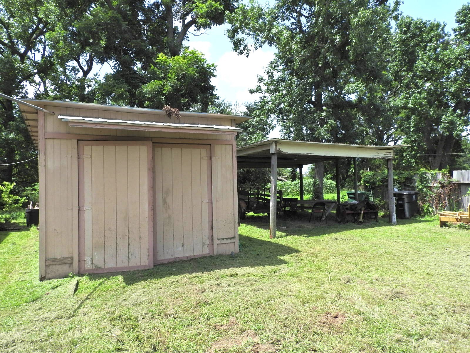 Listing photo 4