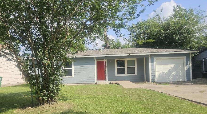 Listing photo 1