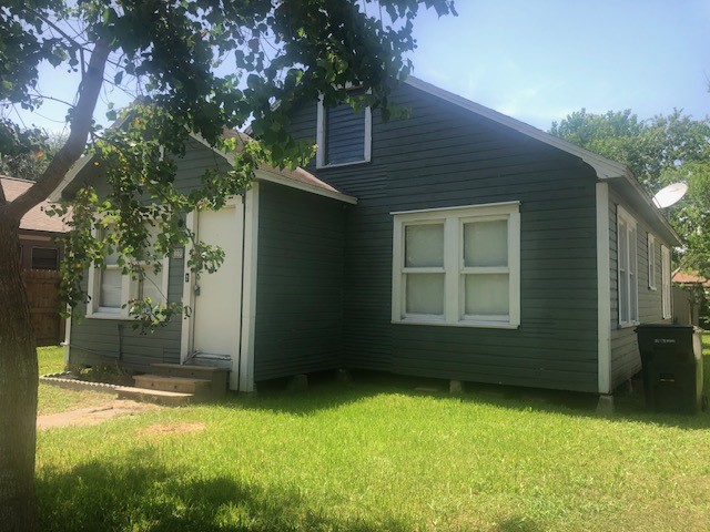 Listing photo 3