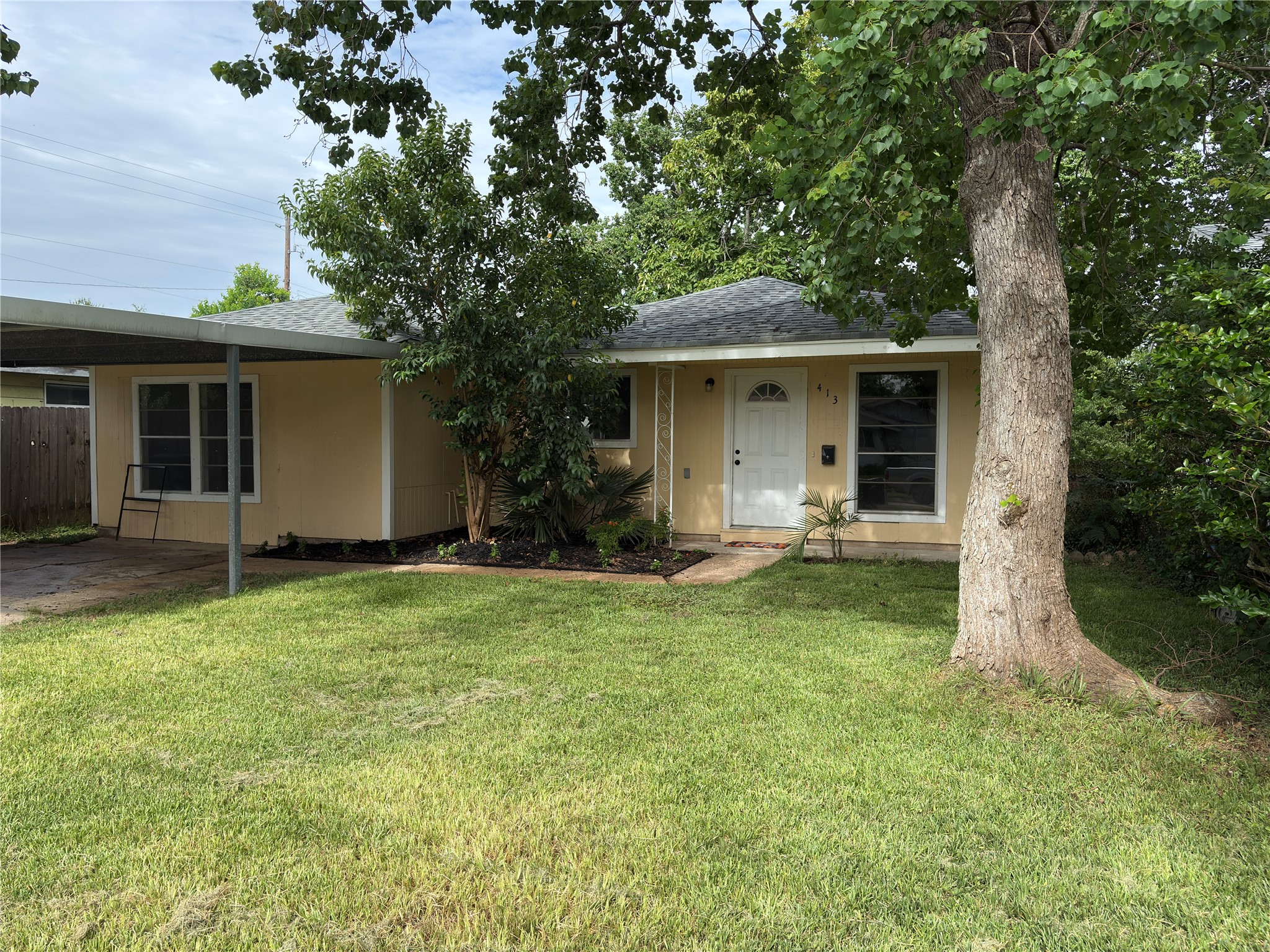 Listing photo 3