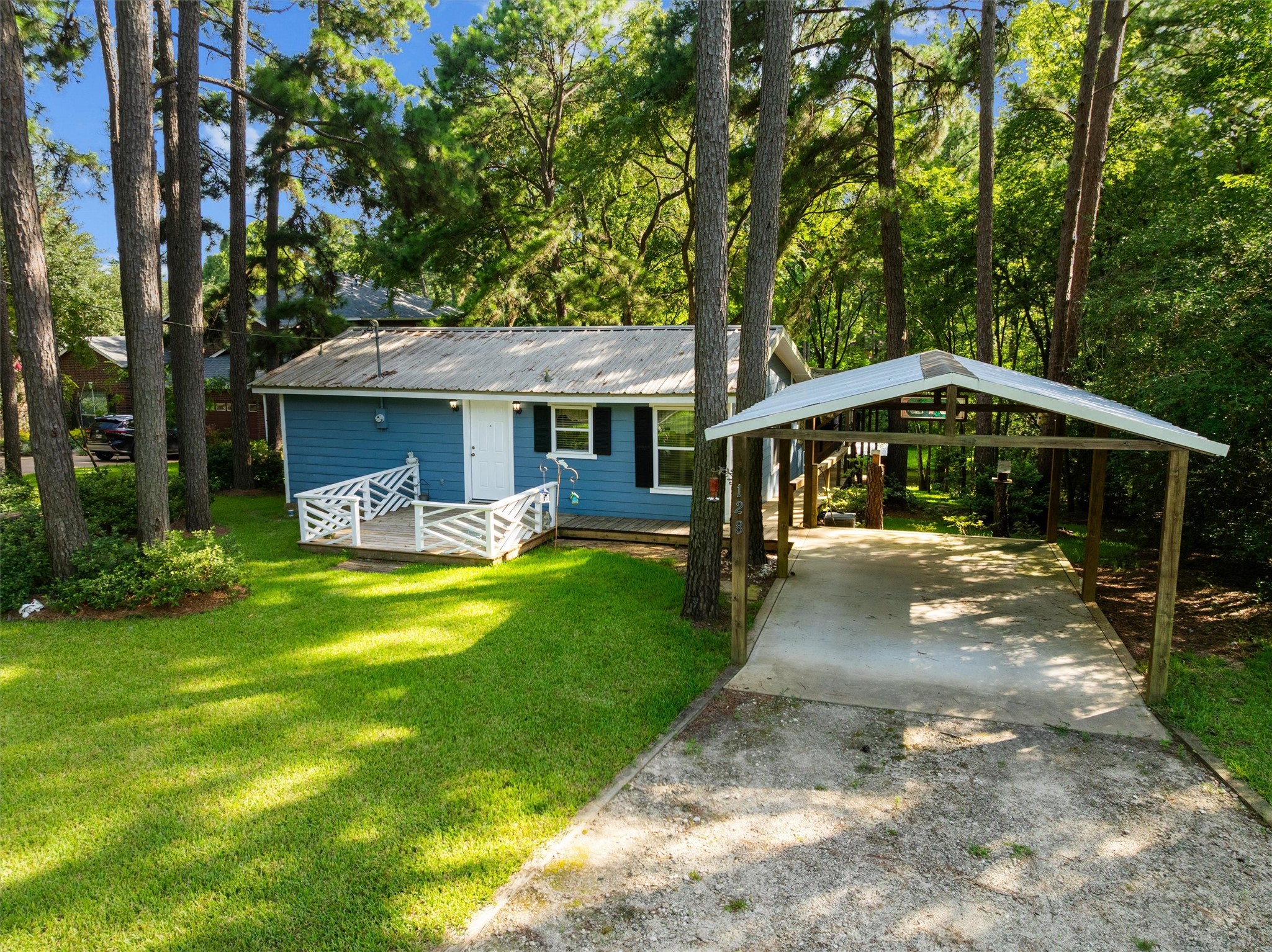 Listing photo 1
