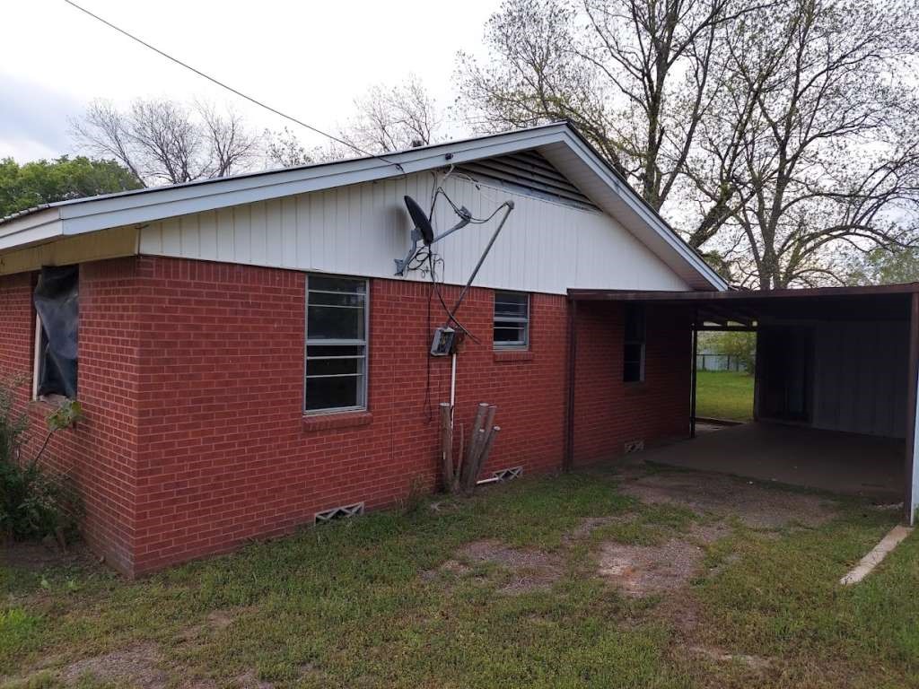 Listing photo 1