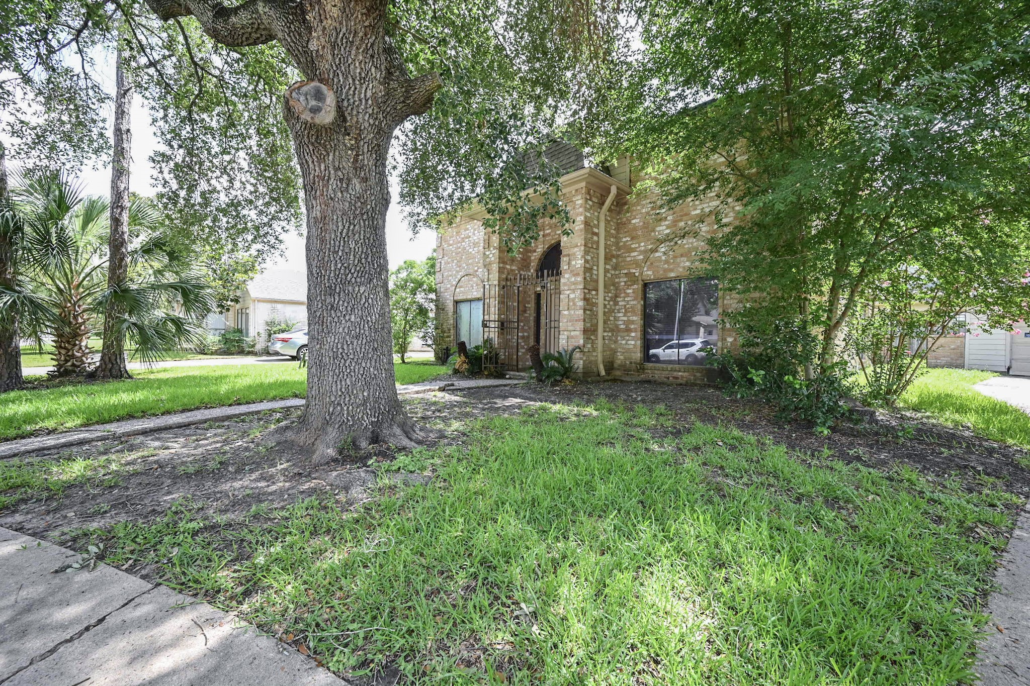 Listing photo 3