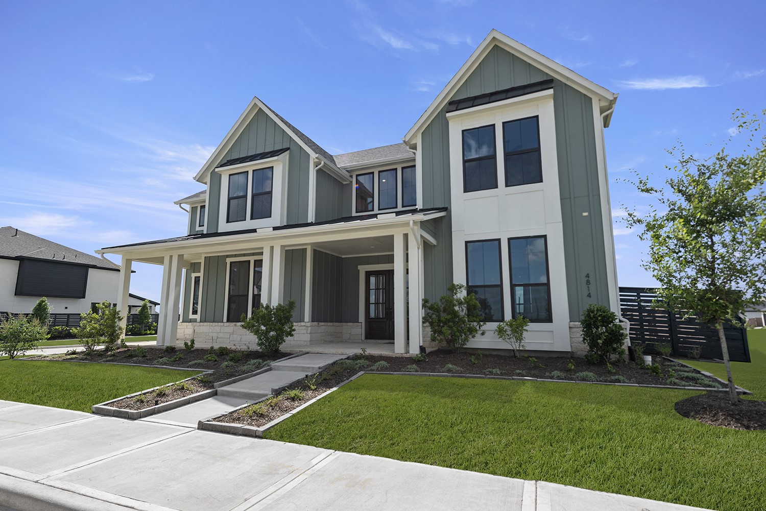 Listing photo 2