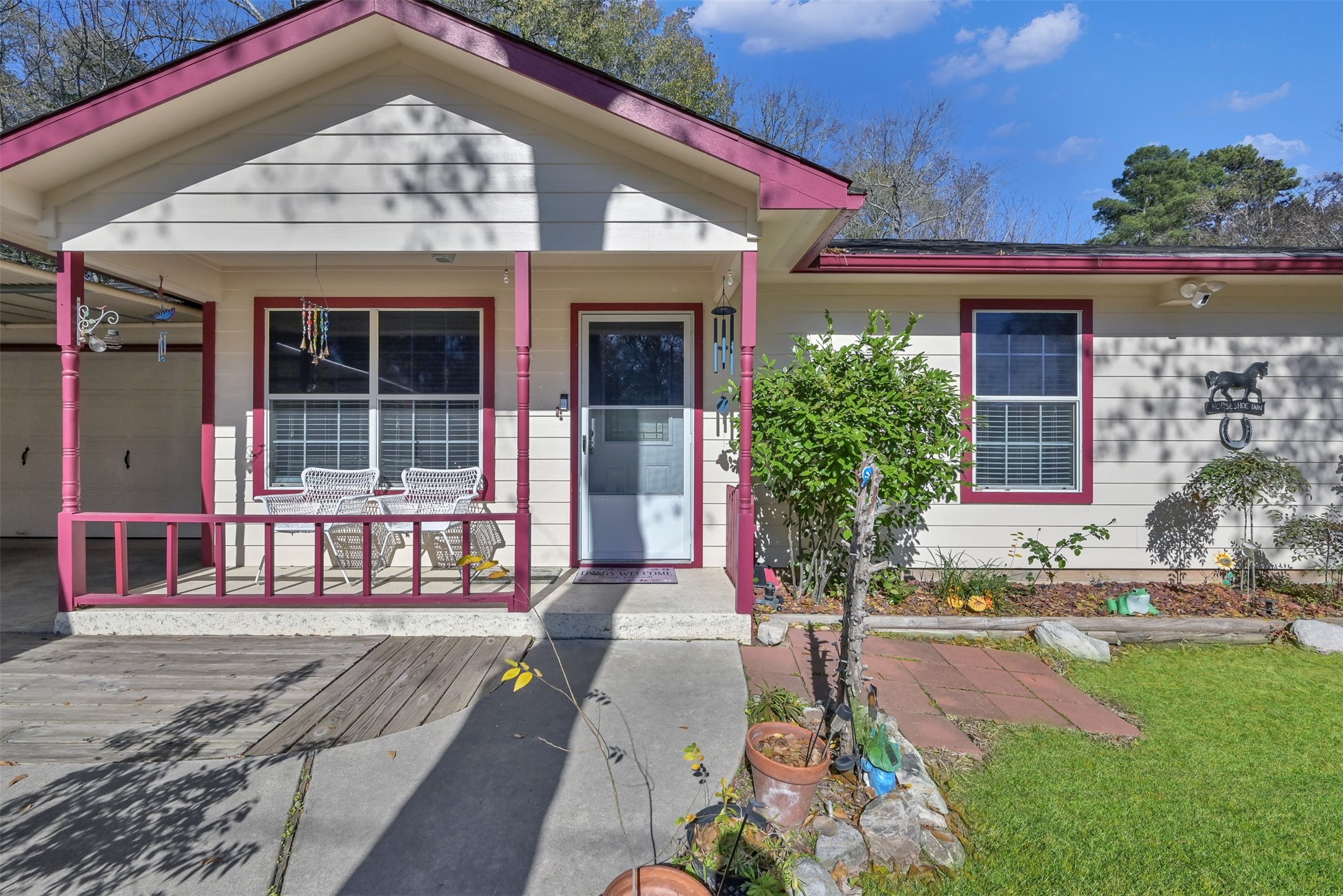 Listing photo 1