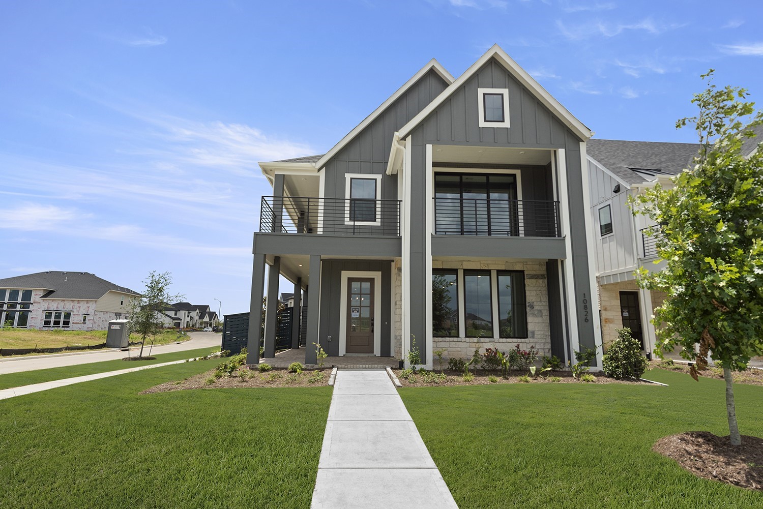 Listing photo 1
