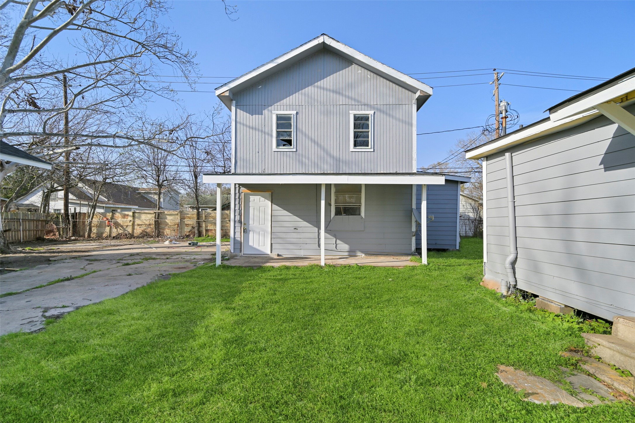 Listing photo 1