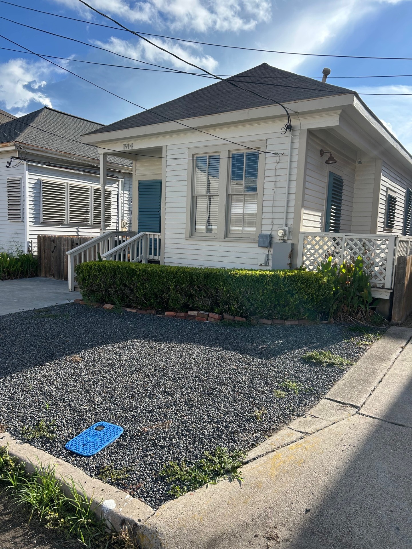 Listing photo 2