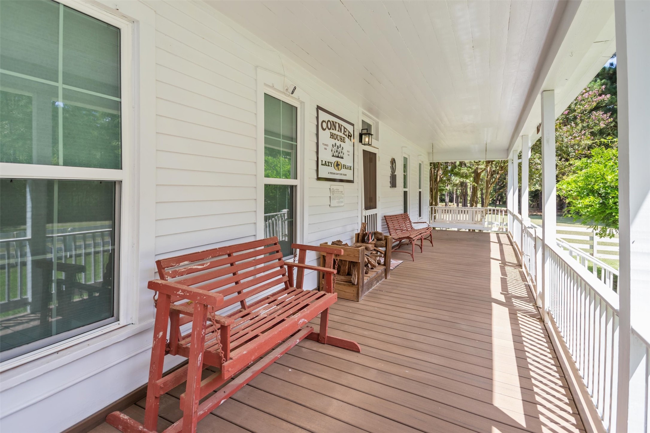 Listing photo 5