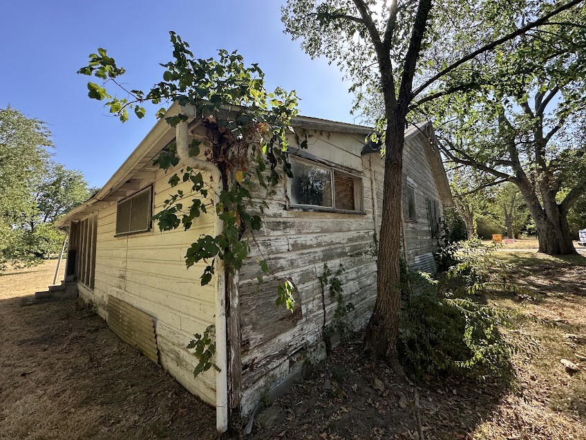 Listing photo 4
