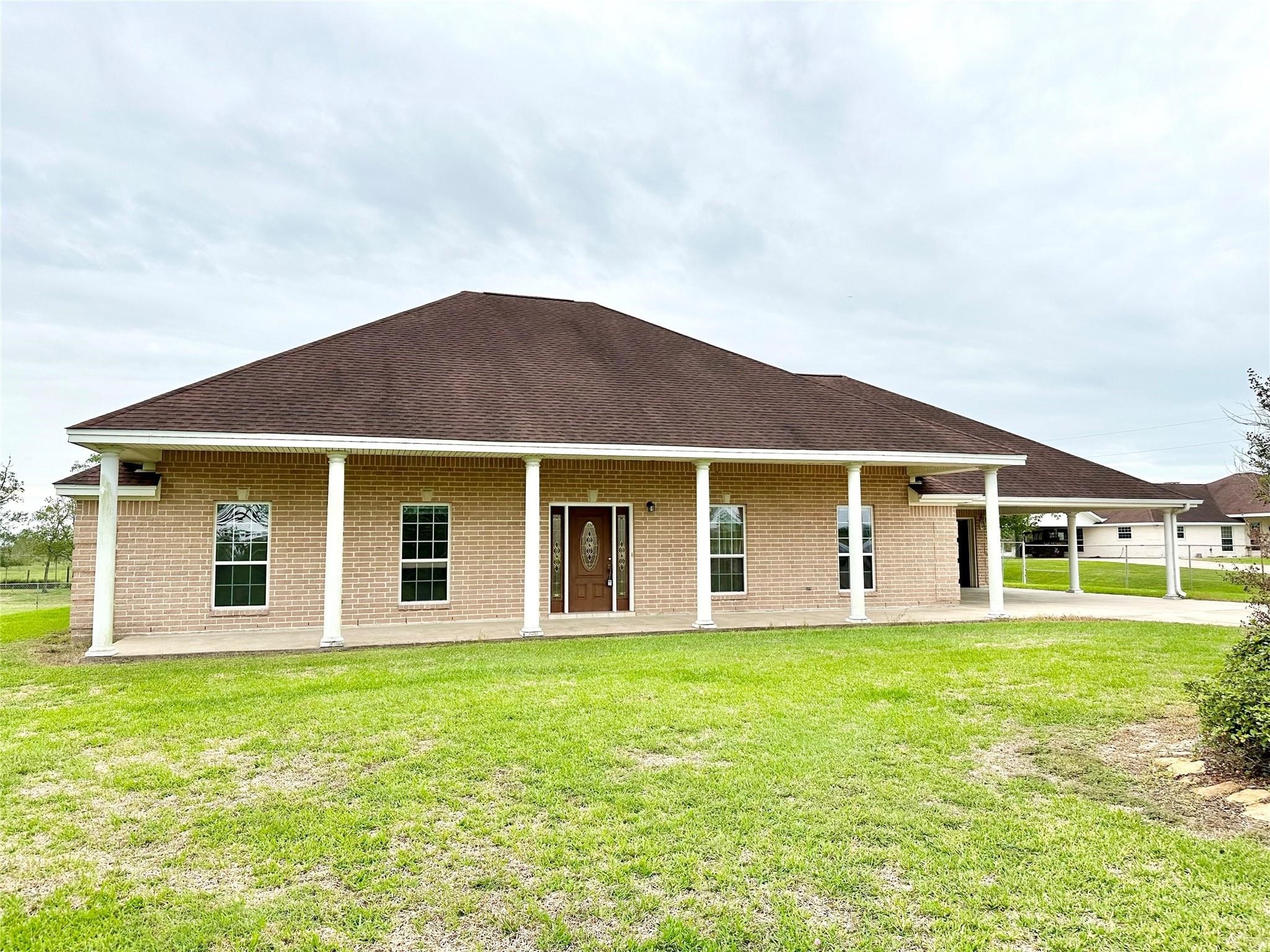 Listing photo 1