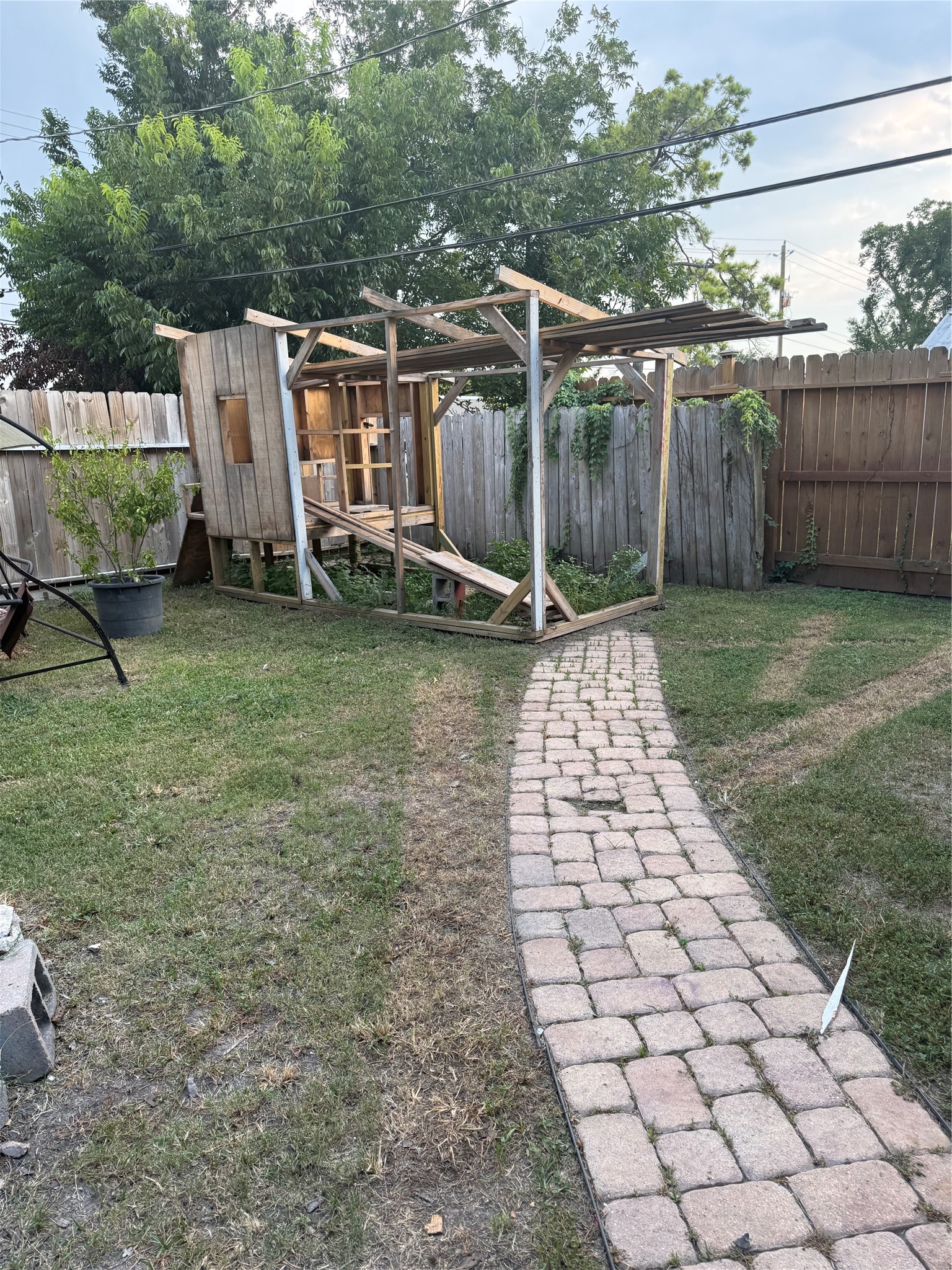 Listing photo 5