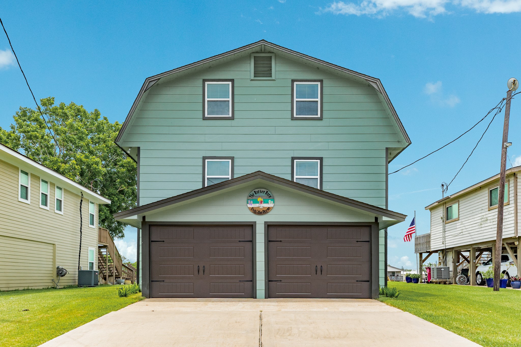Listing photo 4