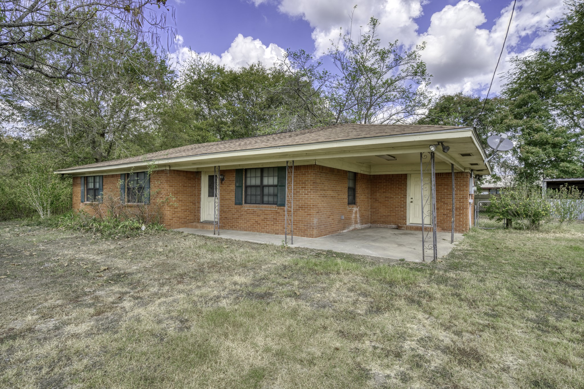 Listing photo 1