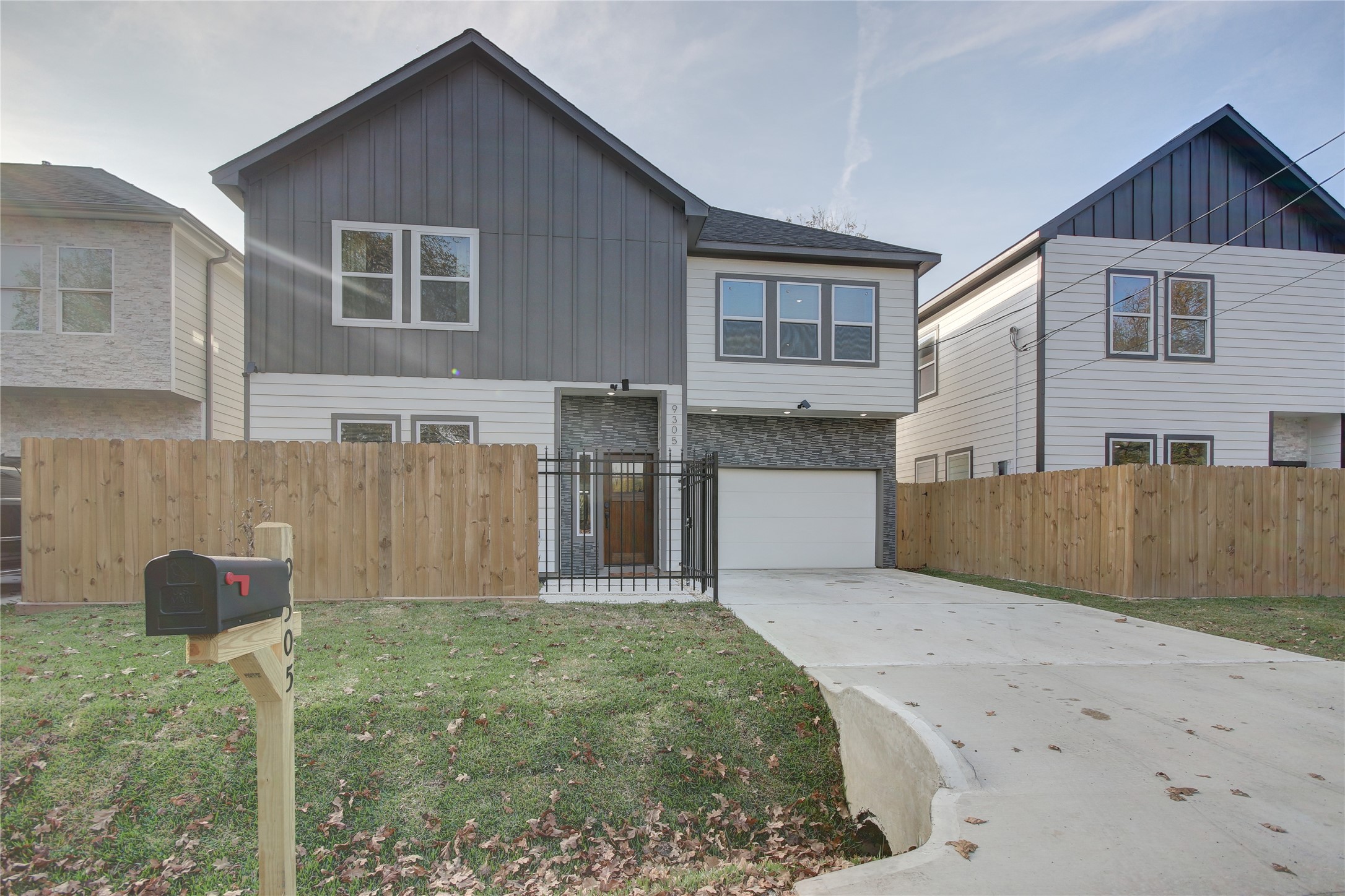 Listing photo 3