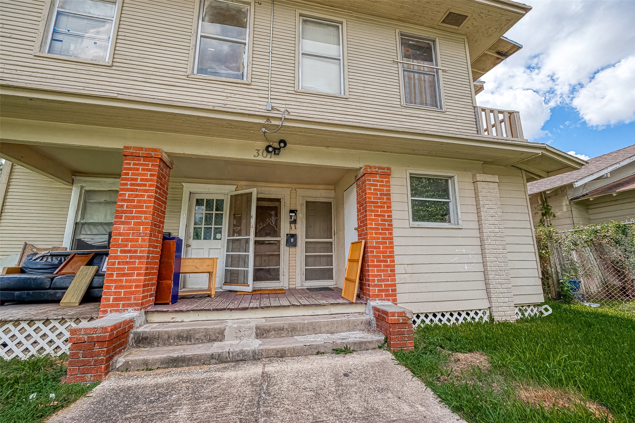 Listing photo 4
