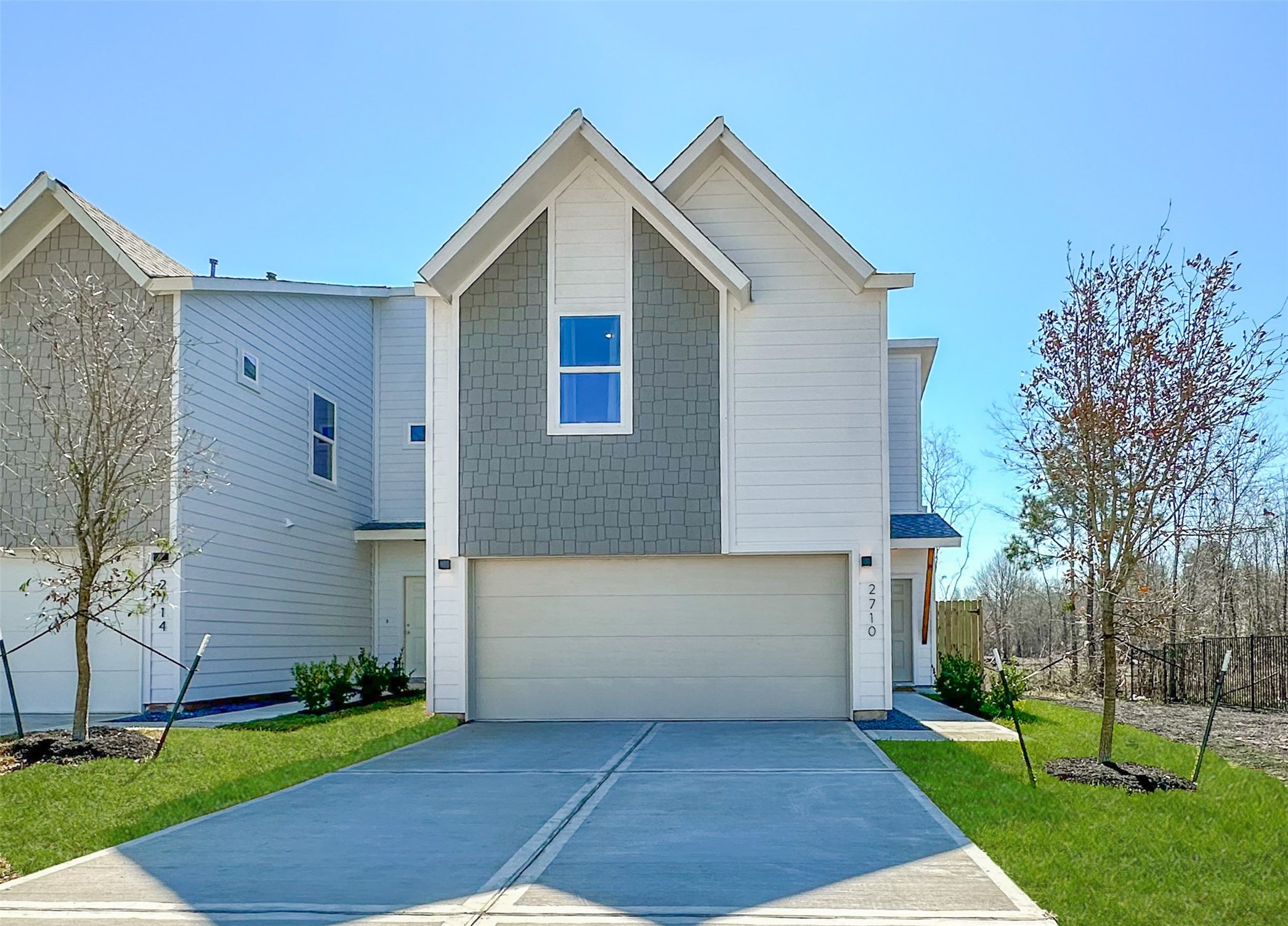 Listing photo 1