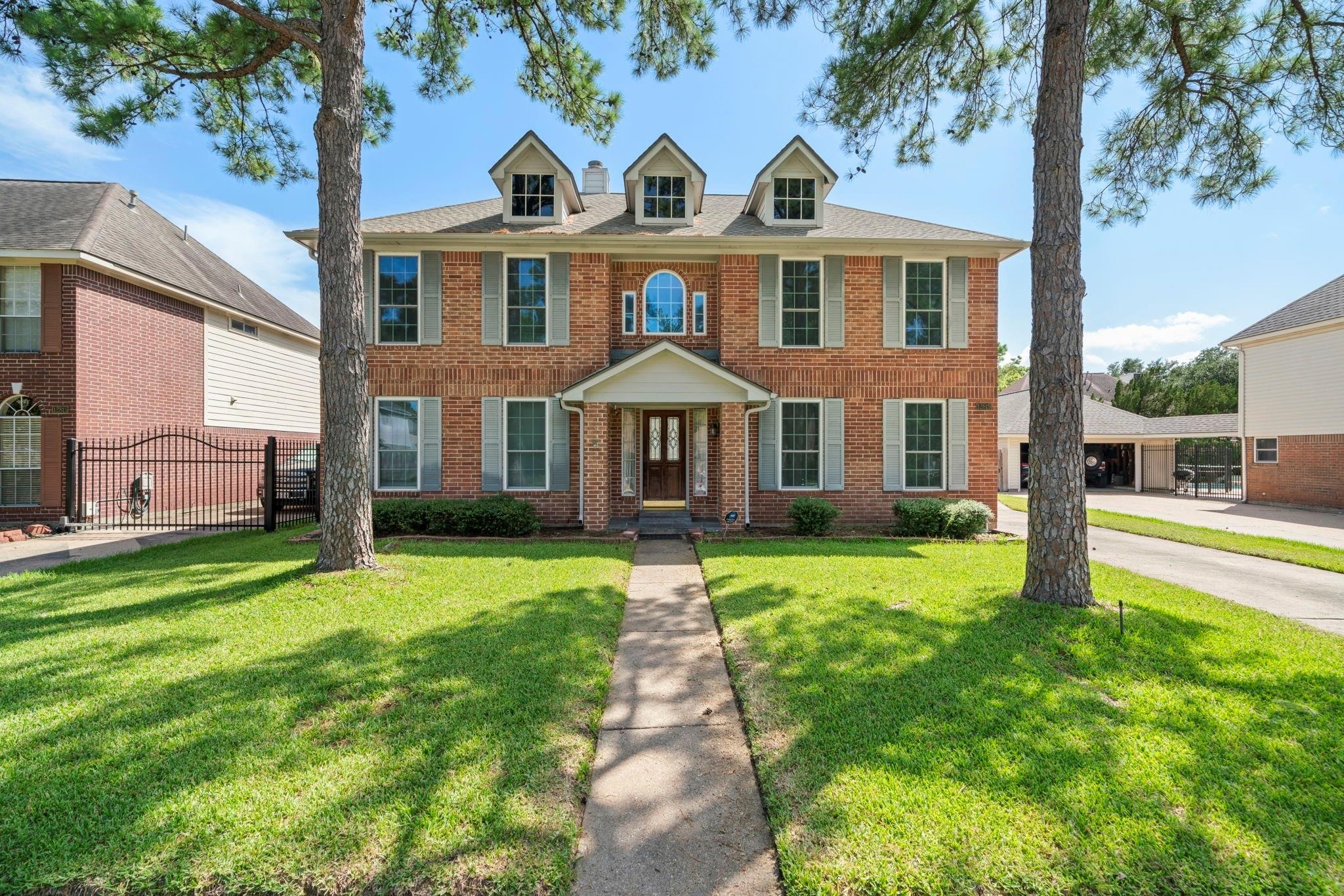 Listing photo 1