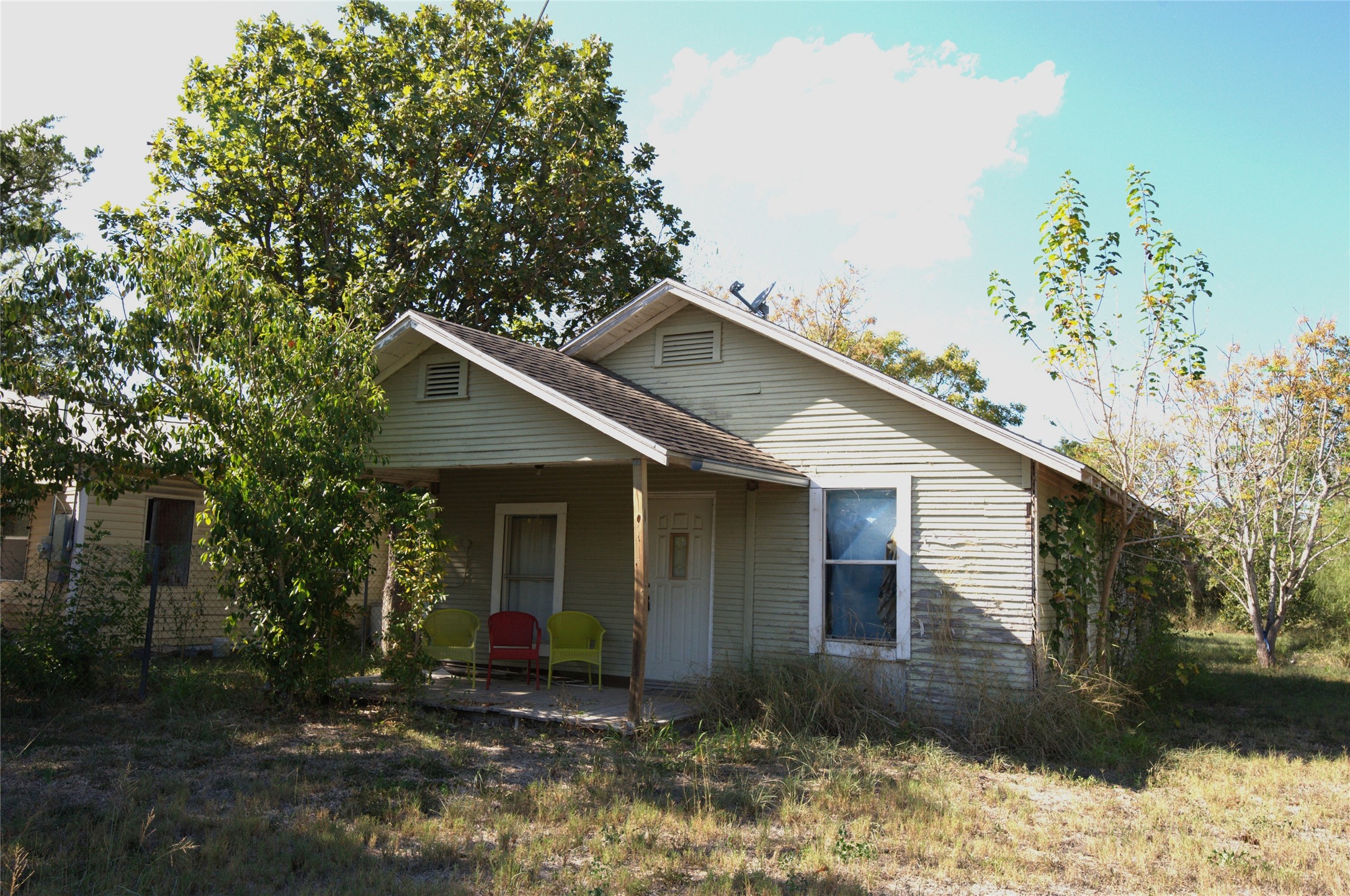 Listing photo 1