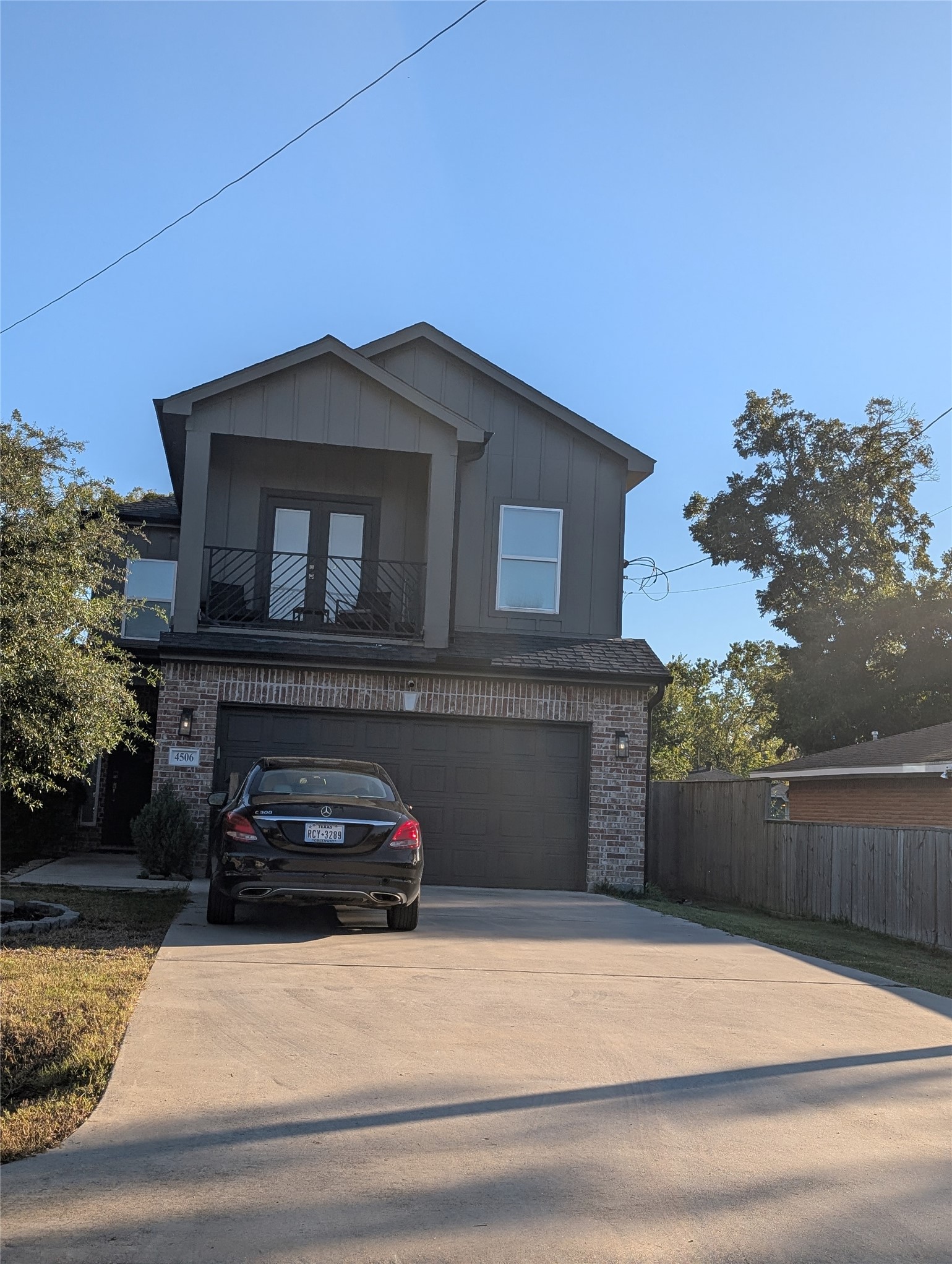 Listing photo 4