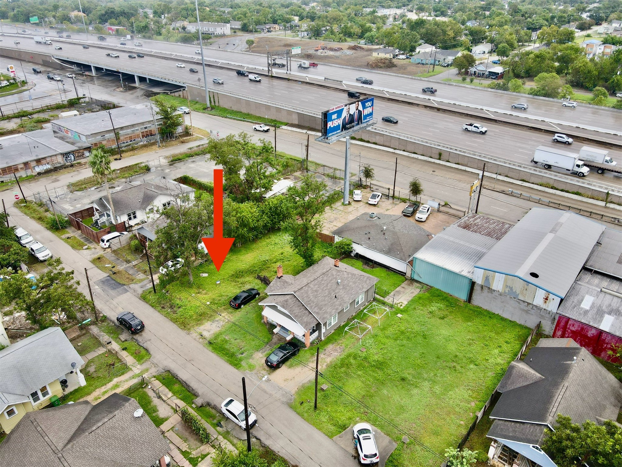 Listing photo 2