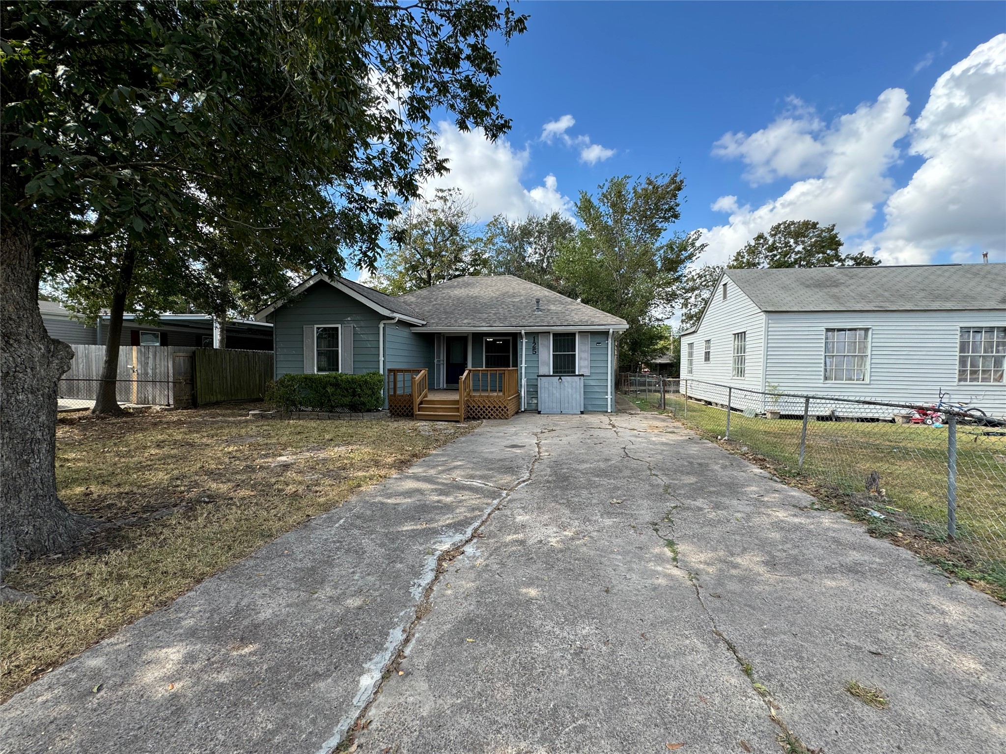 Listing photo 1